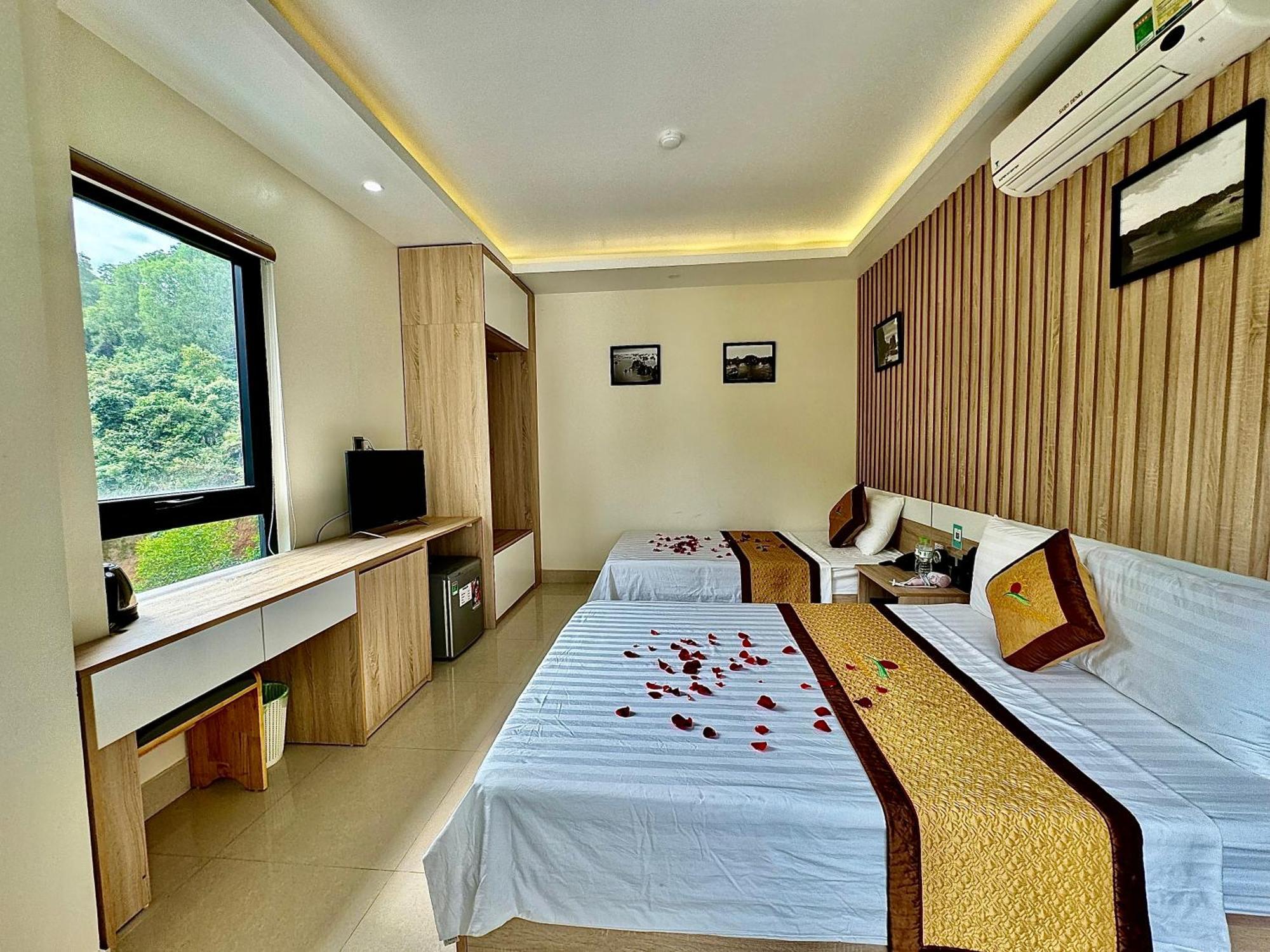 Sunflower Catba Hotel Dong Khe Sau Buitenkant foto