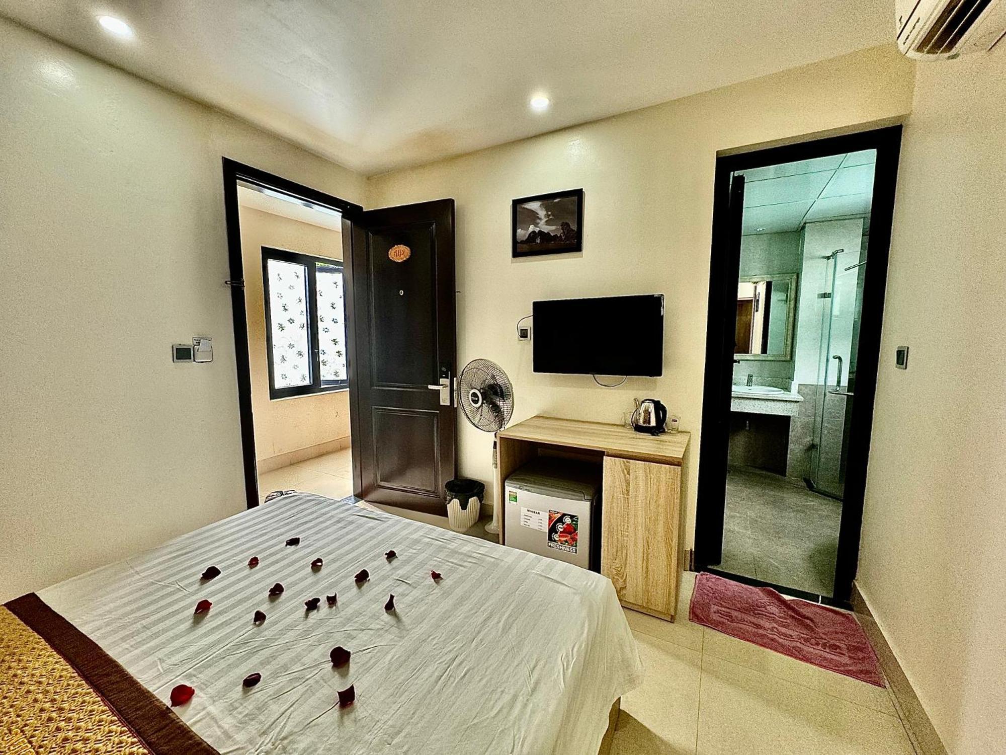 Sunflower Catba Hotel Dong Khe Sau Buitenkant foto
