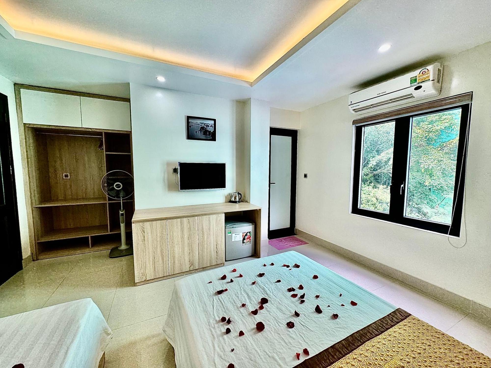 Sunflower Catba Hotel Dong Khe Sau Buitenkant foto