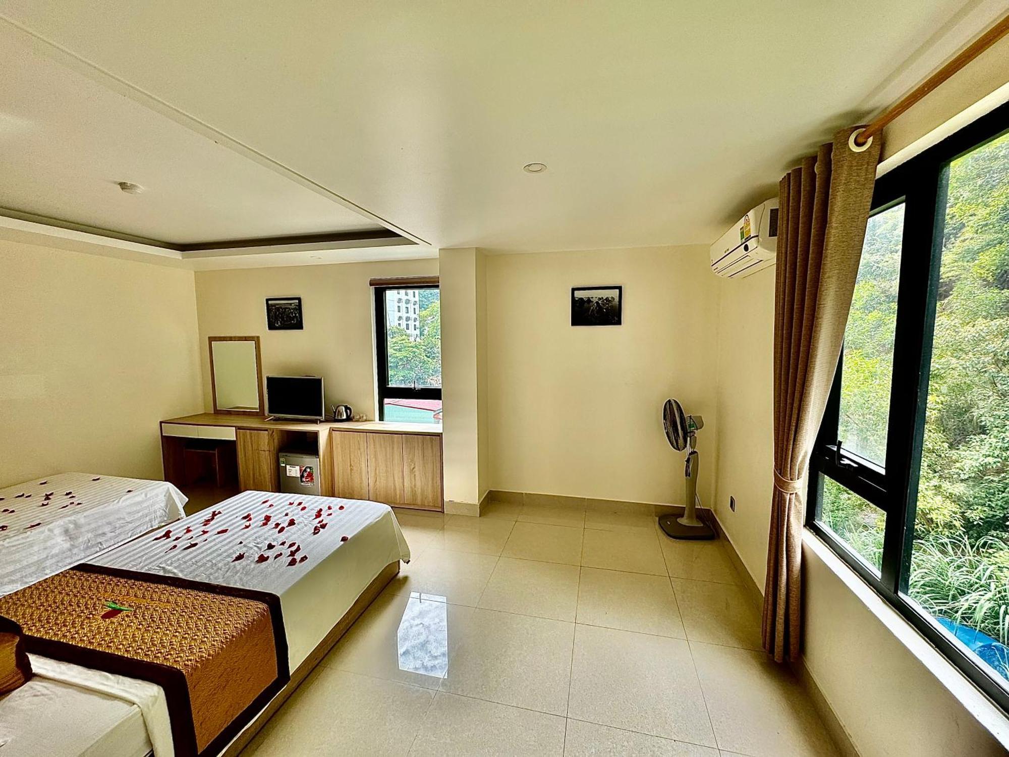 Sunflower Catba Hotel Dong Khe Sau Buitenkant foto